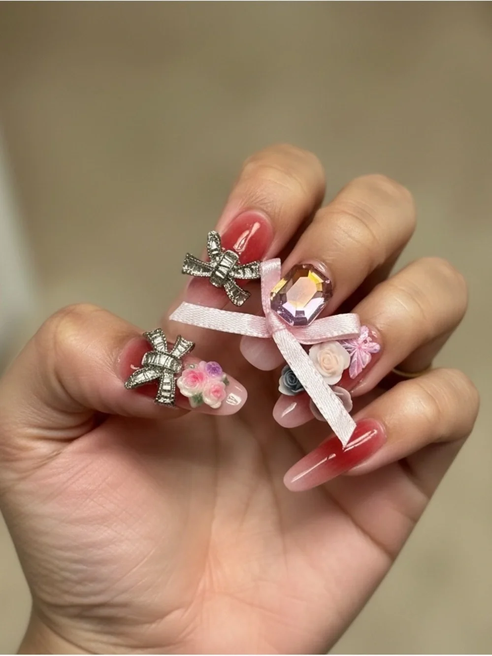 Elegant Pink Floral Nail Art Set